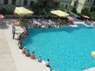 9.Antalya Havuz Basi